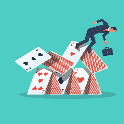 BizHouseofCards_385260217_400